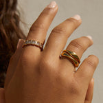 Anel Cravejado Baguete - Ouro 18K | SILLENE