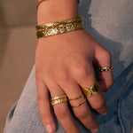 Anel Cravejado Brilhante - Ouro 18K | SILLENE