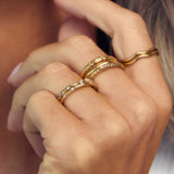 Anel Cravejado Delicado - Ouro 18K | SILLENE