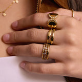 Anel Cravejado Delicado - Ouro 18K | SILLENE