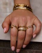 Anel Cravejado Marcante - Ouro 18K | SILLENE