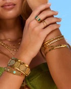 Anel Cravejado Verde - Ouro 18K | SILLENE