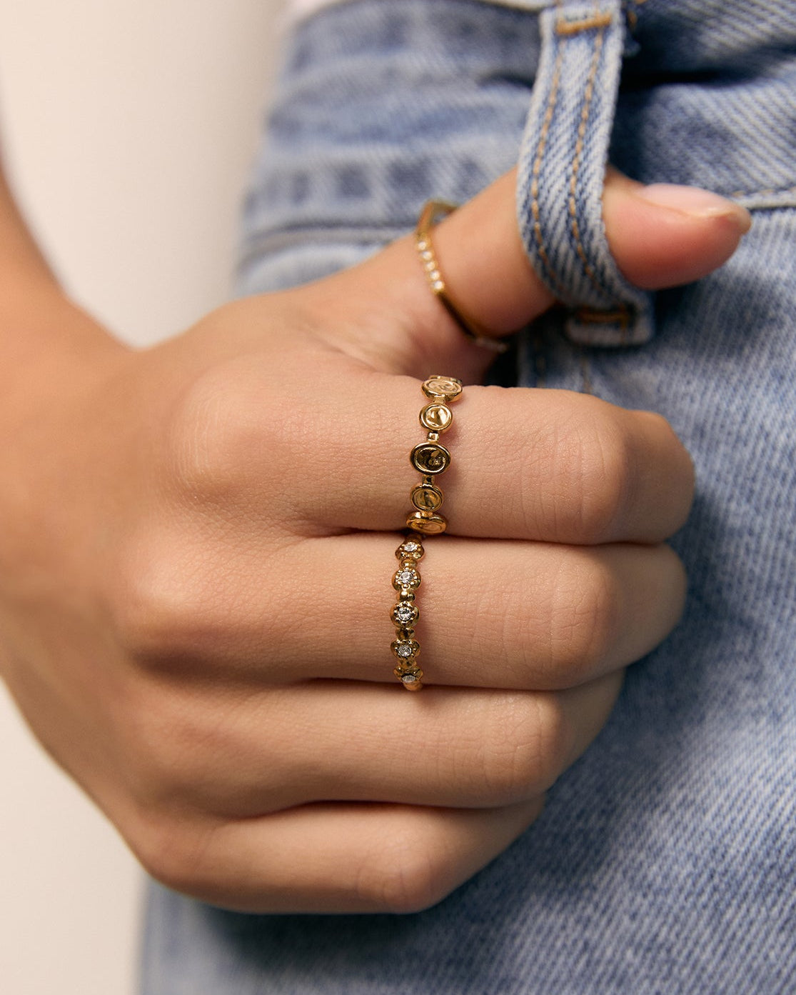 Anel Fino Ajustável - Ouro 18K | SILLENE