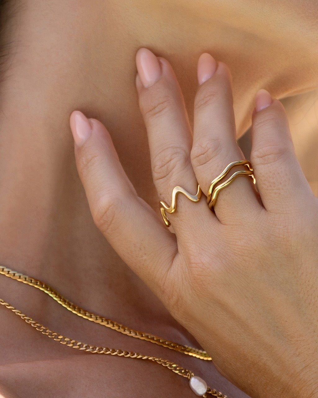 Anel Ondas Sobrepostas - Ouro 18K | SILLENE