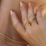 Anel Ondas Sobrepostas - Ouro 18K | SILLENE