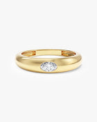 Anel Oval Cravejado Pedra do Mês com pedra Topázio Branco em ouro 18K