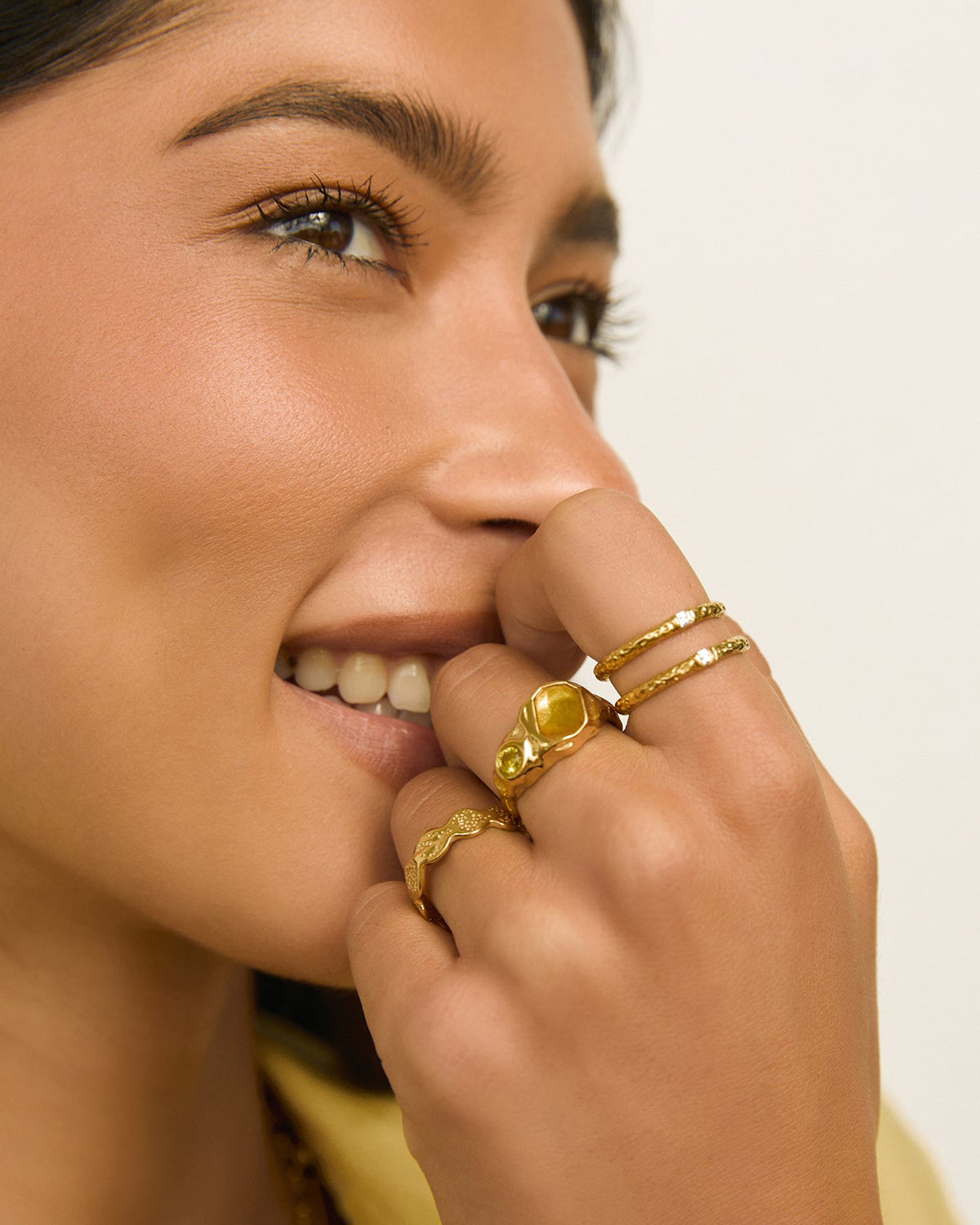 Anel Pedras Amareladas - Ouro 18K | SILLENE
