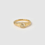 Anel Sinete Espiral Cravejado - Ouro 18K | SILLENE