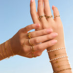 Anel Sinete Espiral Cravejado - Ouro 18K | SILLENE