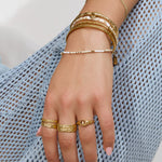 Anel Sinete Espiral Cravejado - Ouro 18K | SILLENE