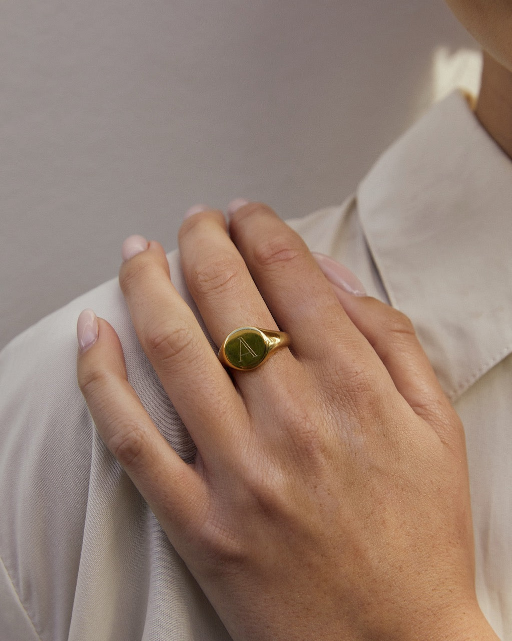 Anel Sinete - Ouro 18K | SILLENE