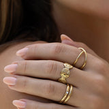Anel Solitário Cravejado - Ouro 18K | SILLENE