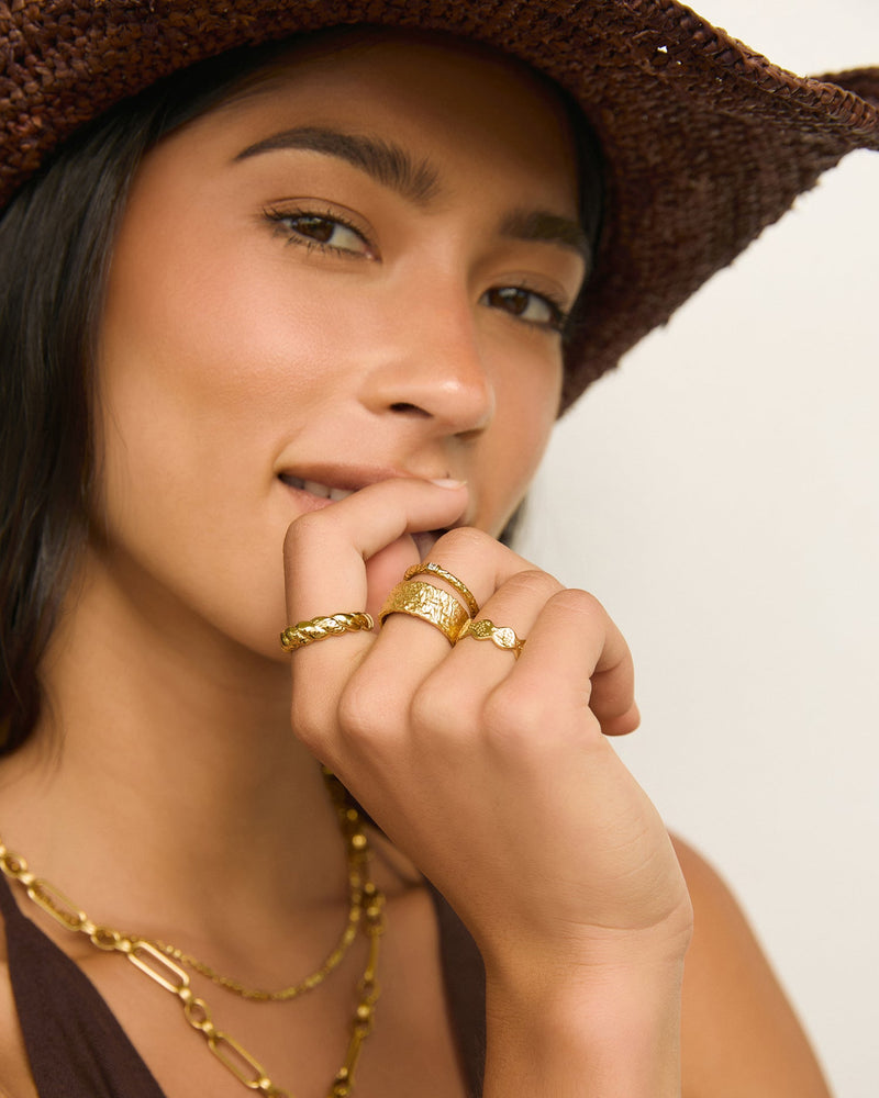 Anel Texturizado Largo - Ouro 18K | SILLENE
