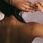 Bracelete Onda Articulada - Ouro e Prata - detalhe 04 | SILLENE