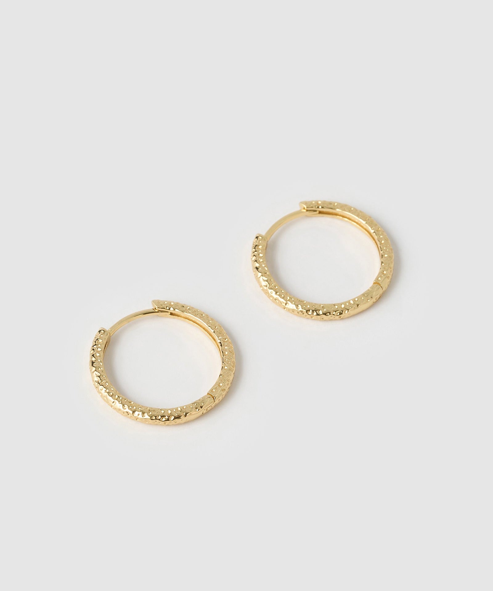 Brinco Argola Arabella - Ouro 18K | SILLENE