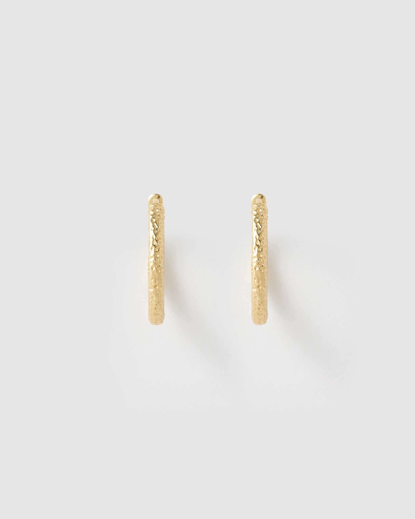 Brinco Argola Arabella - Ouro 18K | SILLENE