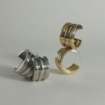 Brinco Argola Canyon - Ouro 18K - detalhe 03 | SILLENE