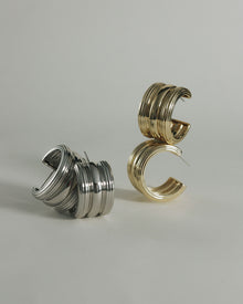 Brinco Argola Canyon - Ouro 18K - detalhe 03 | SILLENE