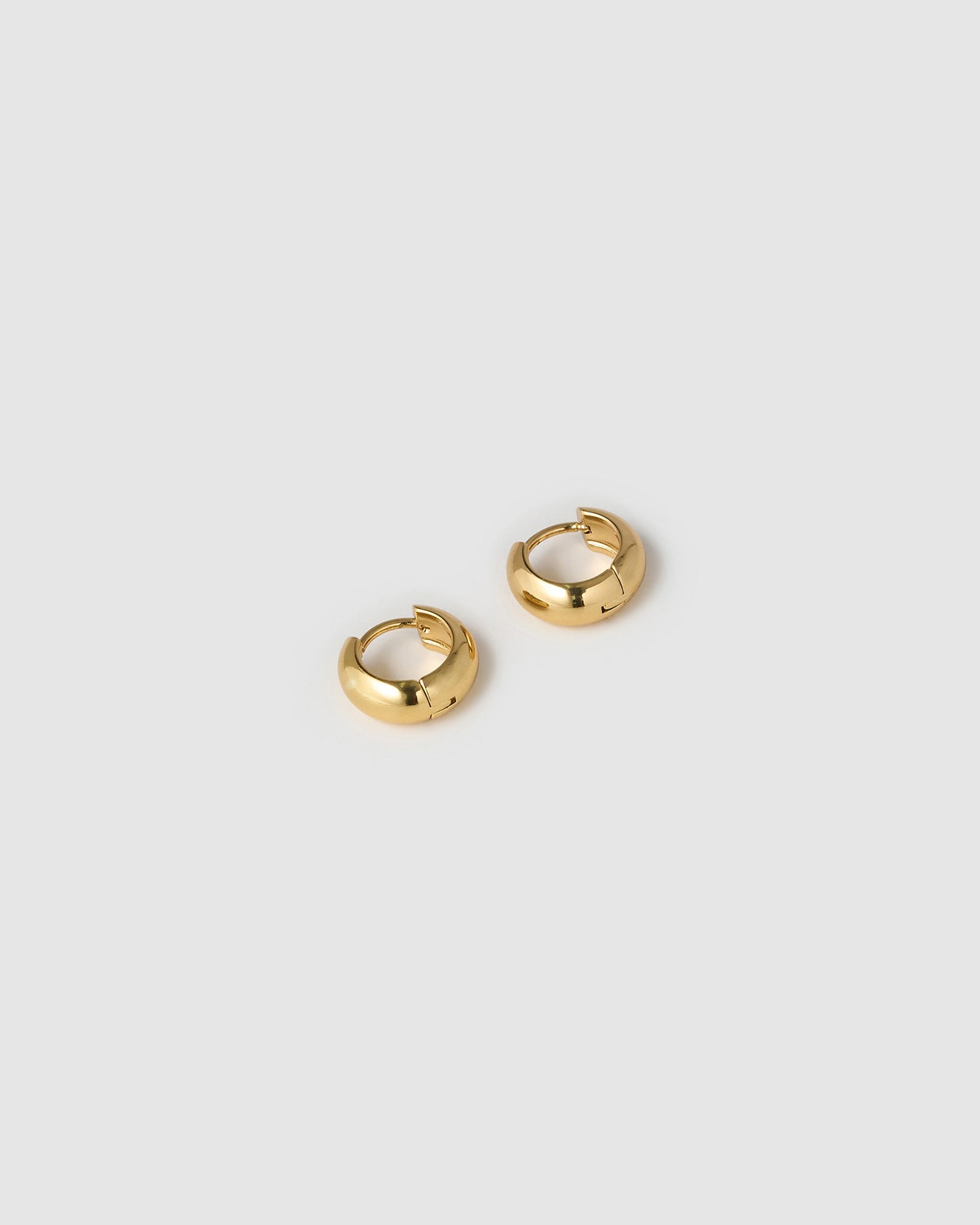 Brinco Argola Cassie - Ouro 18K | SILLENE - Mini - 10mm