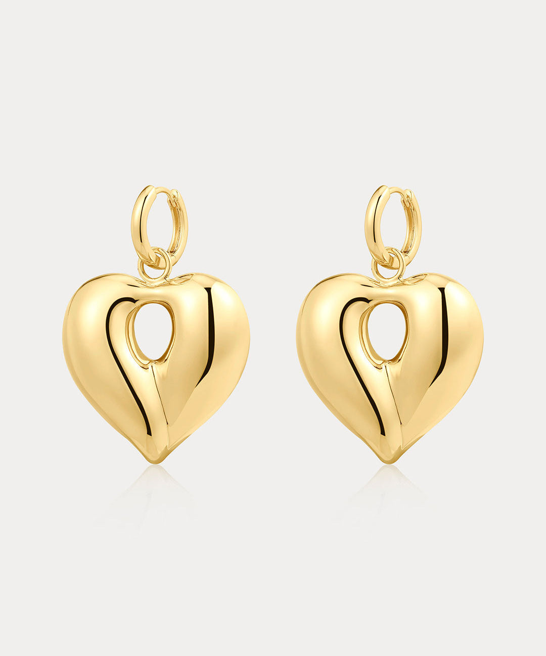 Brinco Argola Coração Corazón - Ouro e Prata | SILLENE - acabamento em ouro 18K