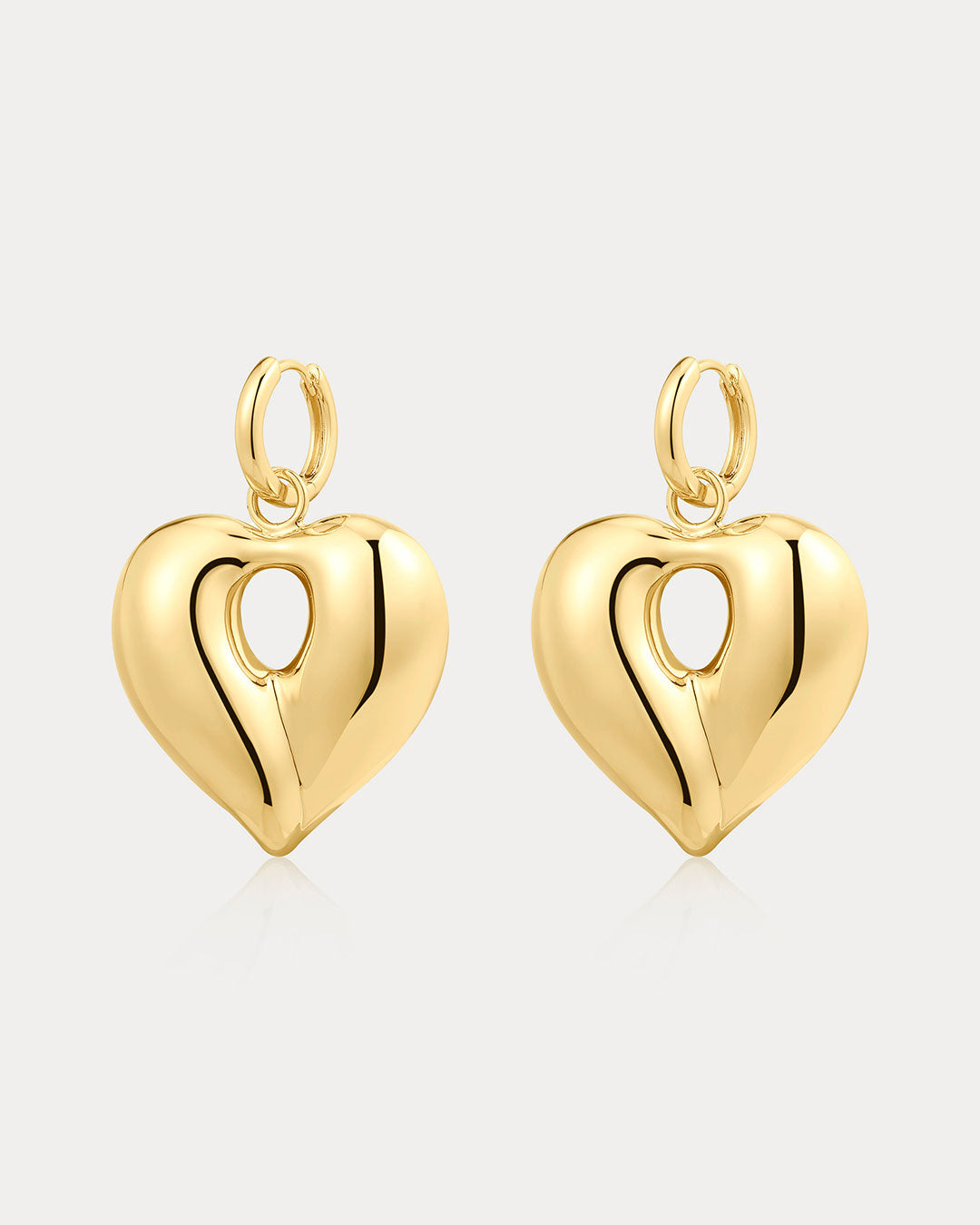 Brinco Argola Coração Corazón - Ouro e Prata | SILLENE - acabamento em ouro 18K