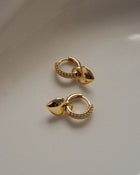 Brinco Argola Coração Puffy com Pavê - Ouro 18K - detalhe 03 | SILLENE