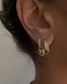 Brinco Argola Coração Puffy com Pavê - Ouro 18K - detalhe 05 | SILLENE