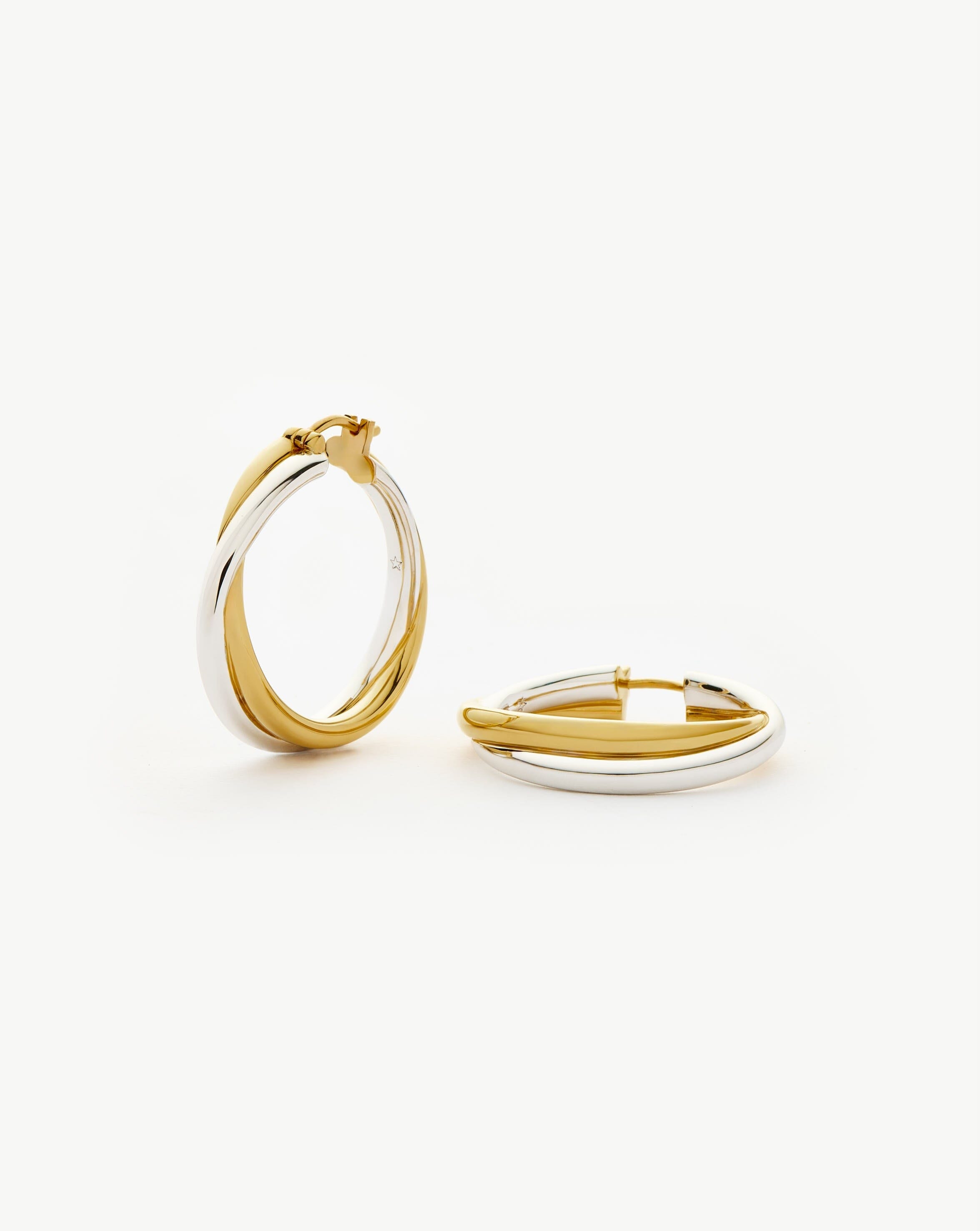 Brinco Argola Entrelaçada Grande - Ouro e Prata | SILLENE