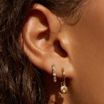 Brinco Argola Holi - Ouro 18K | SILLENE - uso