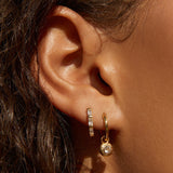 Brinco Argola Holi - Ouro 18K | SILLENE - uso
