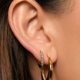 Brinco Argola Imogen - Ouro 18K | SILLENE - uso