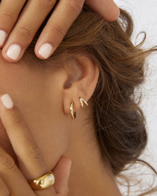 Brinco Argola Jett - Ouro 18K | SILLENE