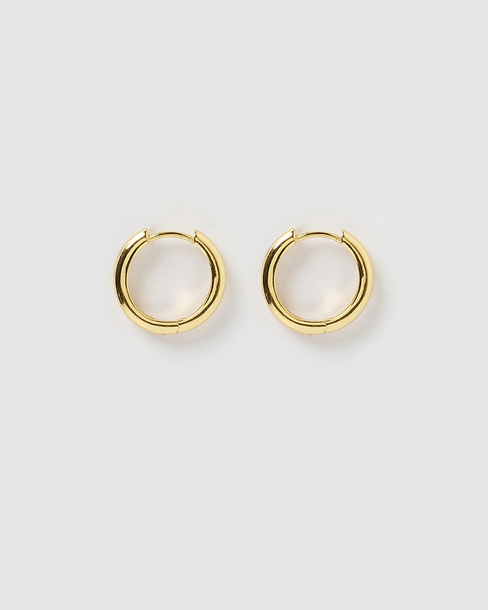 Brinco Argola Jett - Ouro 18K | SILLENE