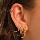 Brinco Argola Kira - Ouro 18K | SILLENE - uso