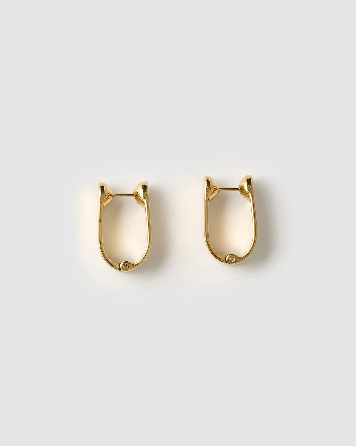 Brinco Argola Lucy - Ouro 18K | SILLENE