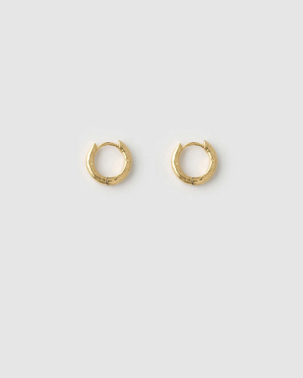 Brinco Argola Luka - Ouro 18K | SILLENE