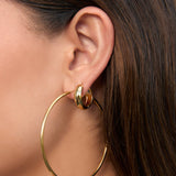 Brinco Argola Maddy - Ouro 18K | SILLENE - uso