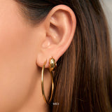 Brinco Argola Maddy - Ouro 18K | SILLENE - uso