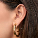 Brinco Argola Maddy - Ouro 18K | SILLENE - uso