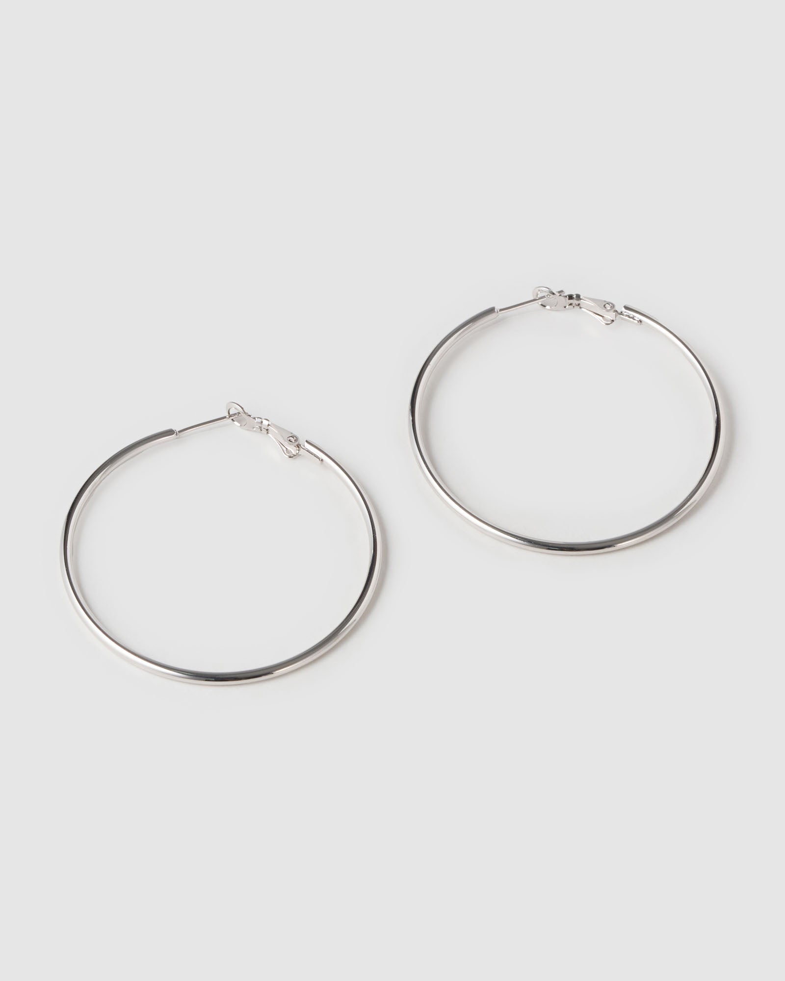 Brinco Argola Maddy - Prata | SILLENE - Maxi - 50mm
