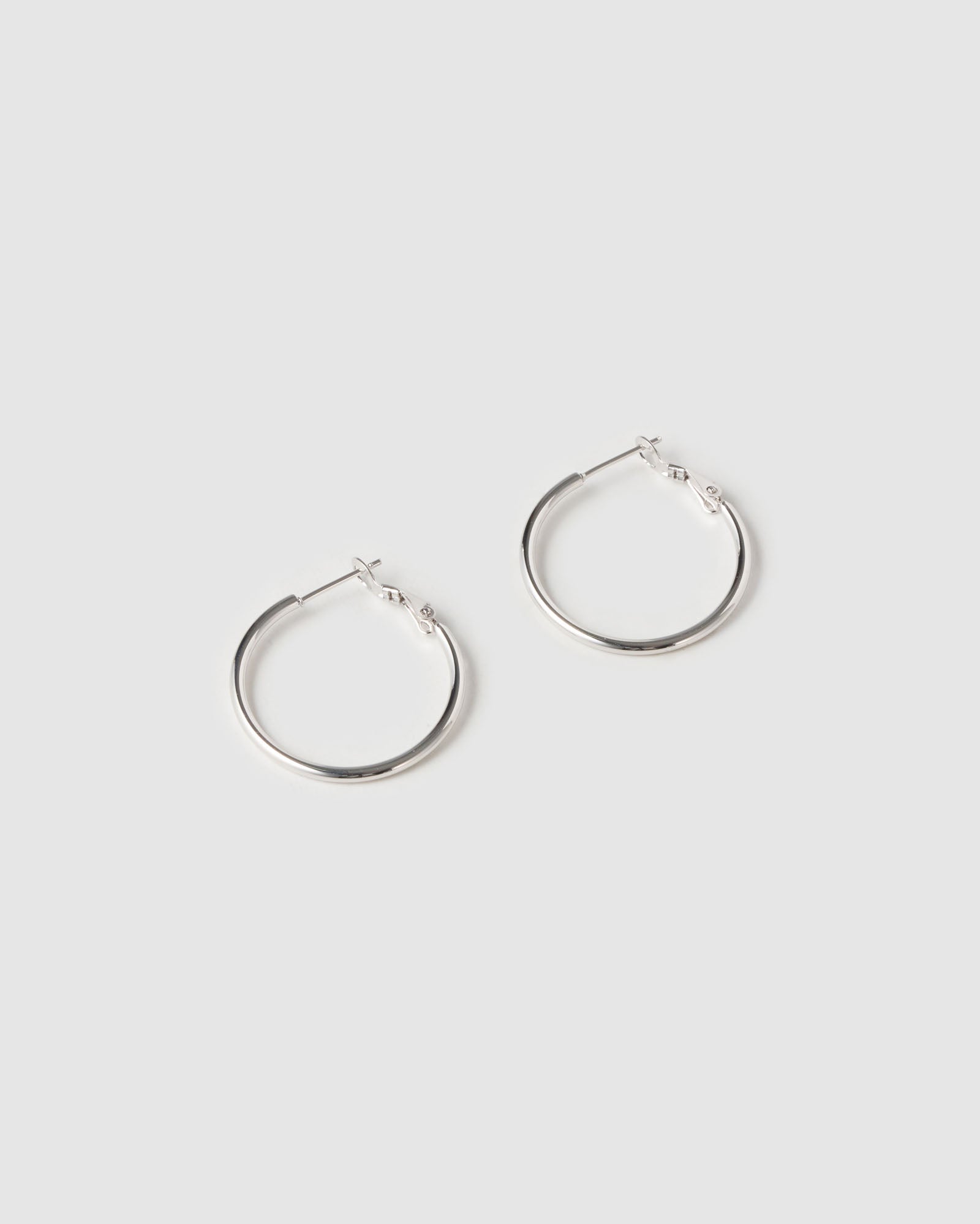 Brinco Argola Maddy - Prata | SILLENE - Mini - 30mm