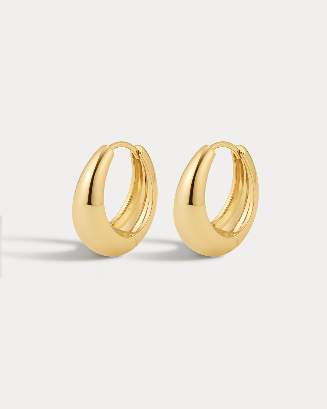 Brinco Argola Marbella - Ouro 18K | SILLENE
