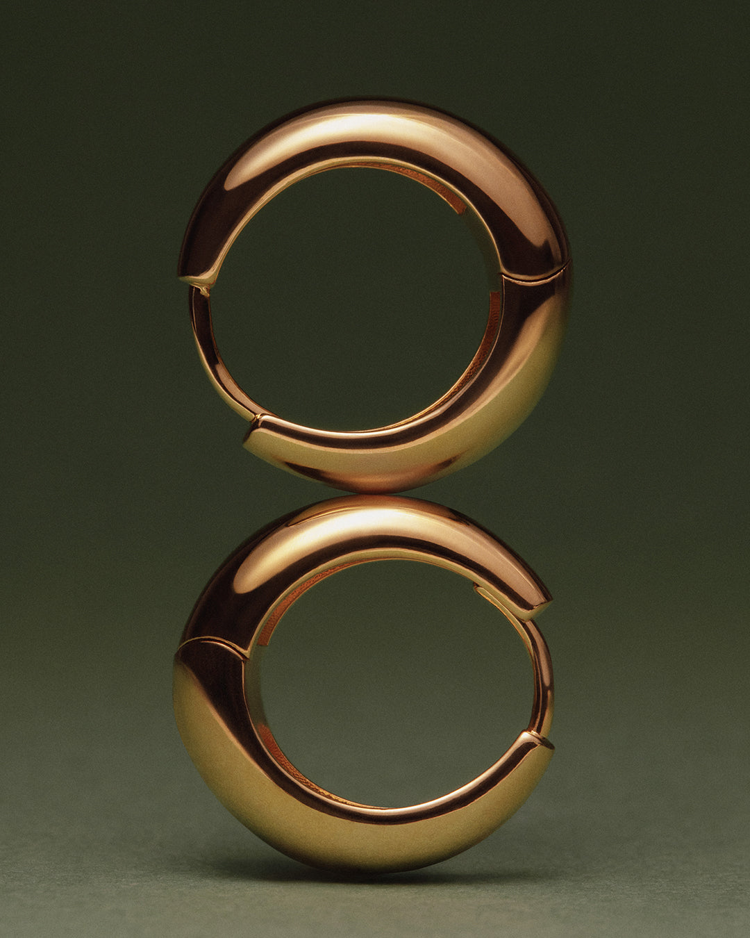 Brinco Argola Marbella - Ouro 18K - detalhe 03 | SILLENE