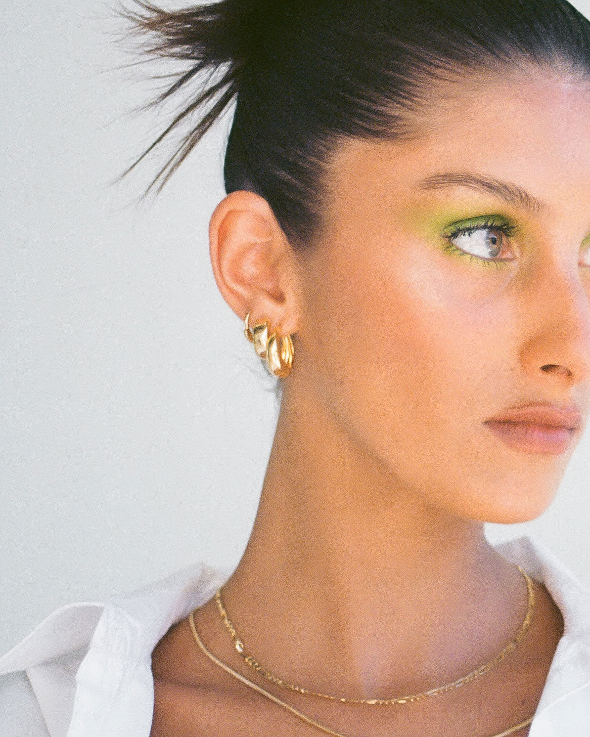 Brinco Argola Marbella - Ouro 18K - detalhe 04 | SILLENE