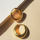 Brinco Argola Marbella - Ouro 18K - detalhe 06 | SILLENE