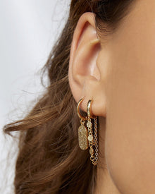 Brinco Argola Mendoza - Ouro 18K | SILLENE - uso