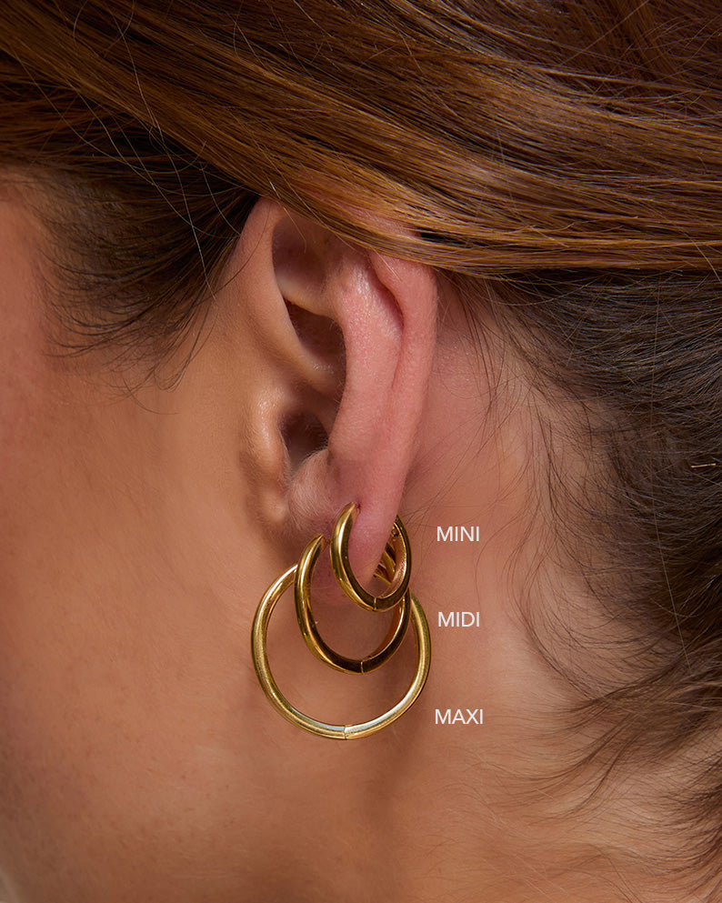 Brinco Argola Mika - Ouro 18K | SILLENE - uso