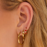 Brinco Argola Mika - Ouro 18K | SILLENE - uso