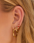 Brinco Argola Mika - Ouro 18K | SILLENE - uso