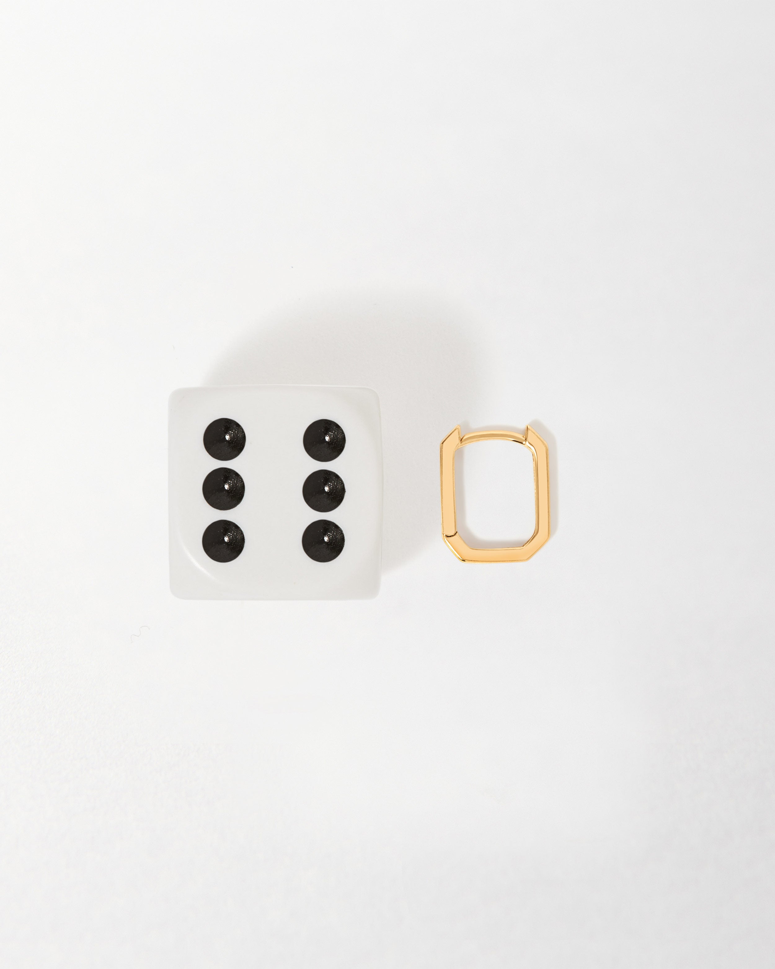 Brinco Argola Mini Deco - Ouro 18K | SILLENE
